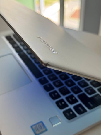 Lenovo Yoga 910-13Ikb