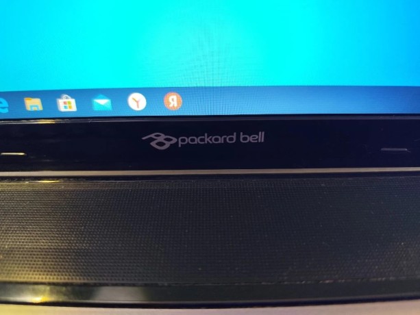 Packard Bell Easy Note Lv11hc Vg70