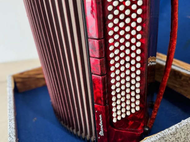 Royal Standard Montana  (120/12)