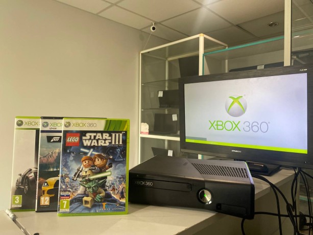 Microsoft Xbox 360 S