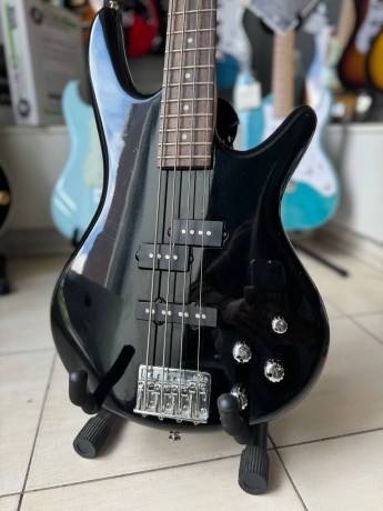 Ibanez Gsr200