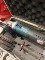 Makita 9565Cv