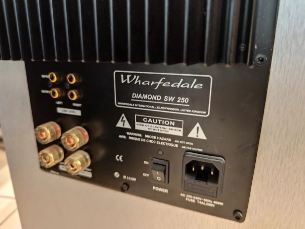 Wharfedale Diamond Sw250