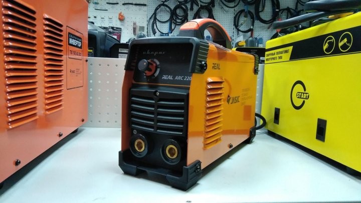 Сварог Arc 220