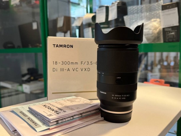 Tamron 18-300Mm F/3.5-6.3 Di Iii-A Vc Vxd