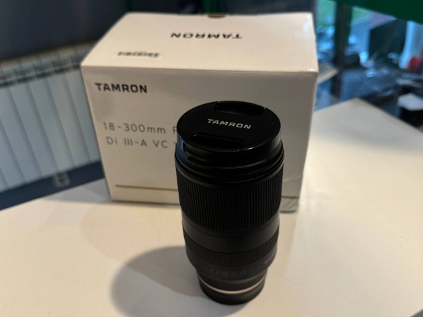 Tamron 18-300Mm F/3.5-6.3 Di Iii-A Vc Vxd