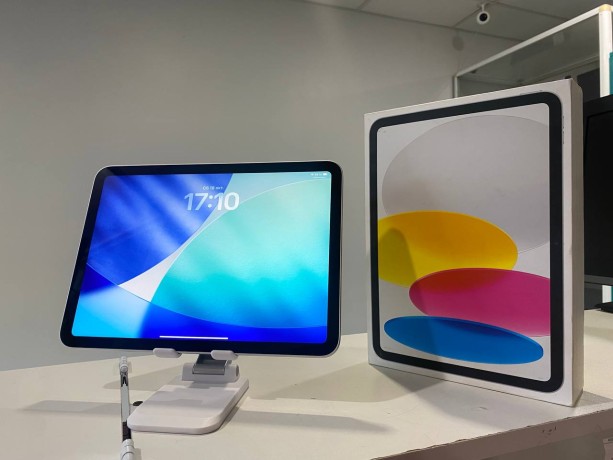 Apple iPad (10-Го Поколения) (2022)