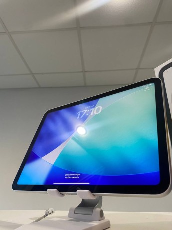 Apple iPad (10-Го Поколения) (2022)