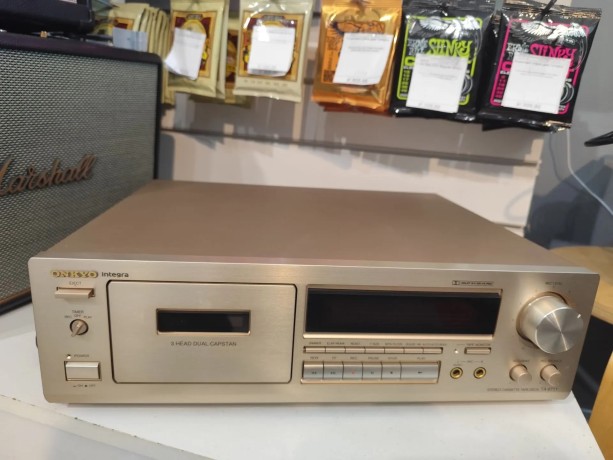 Onkyo Integra Ta-6711