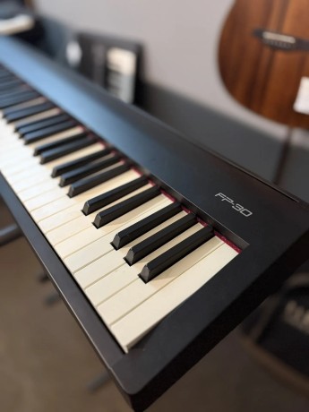Roland Fp-30