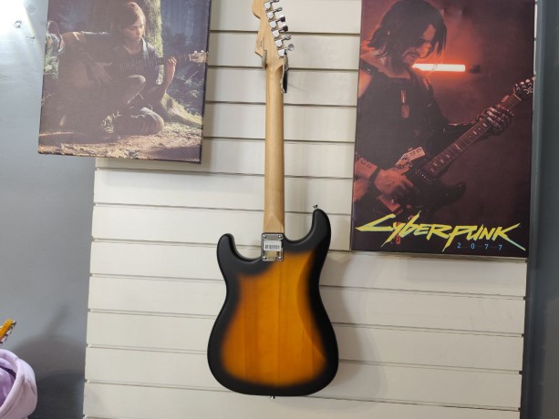 Fender Squier Debut Stratocaster Ht Hss Lrl 2Ts