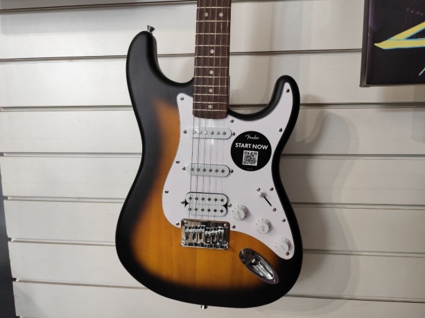 Fender Squier Debut Stratocaster Ht Hss Lrl 2Ts