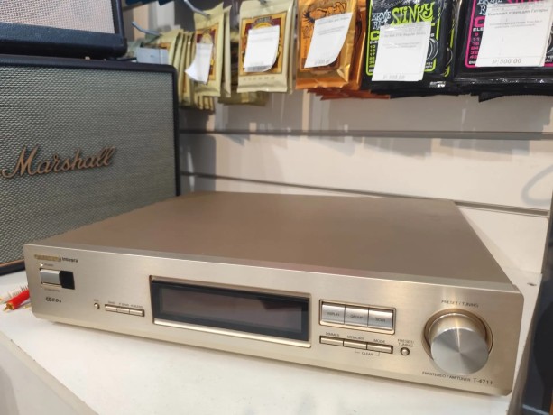 Onkyo Integra T-4711