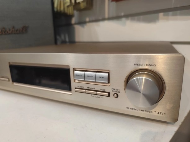 Onkyo Integra T-4711