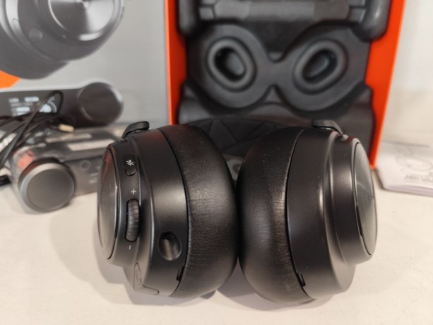 STEELSERIES Arctis Nova Pro