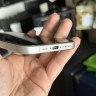 Apple iPhone 16