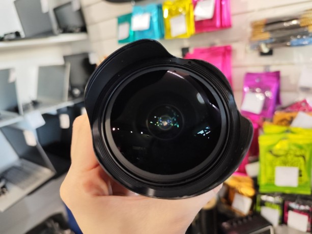 Canon Fisheye Zoom Lens Ef 8-15Mm 1:4 L Usm