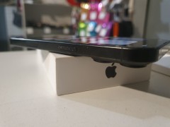 Apple iPhone 16 Pro
