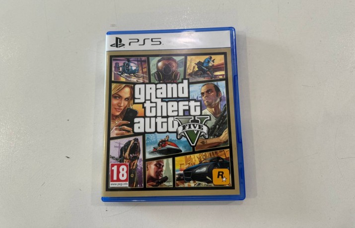 Grand Theft Auto V - Sony PS5