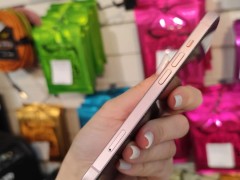 Apple iPhone 15