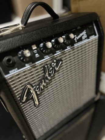 Fender Frontman 10G