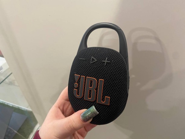 JBL Clip 5