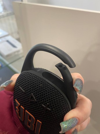 JBL Clip 5