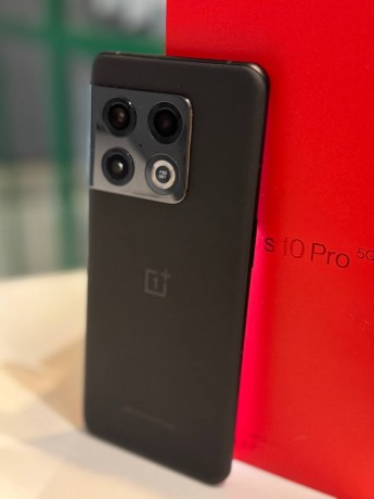 OnePlus 10 Pro