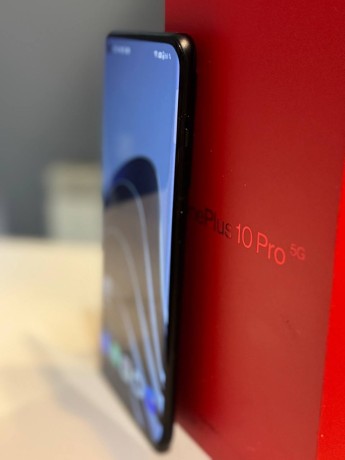 OnePlus 10 Pro