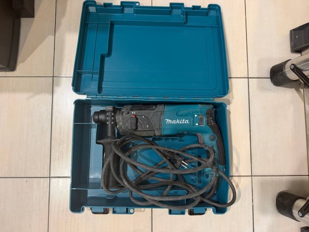 Makita Hr2470