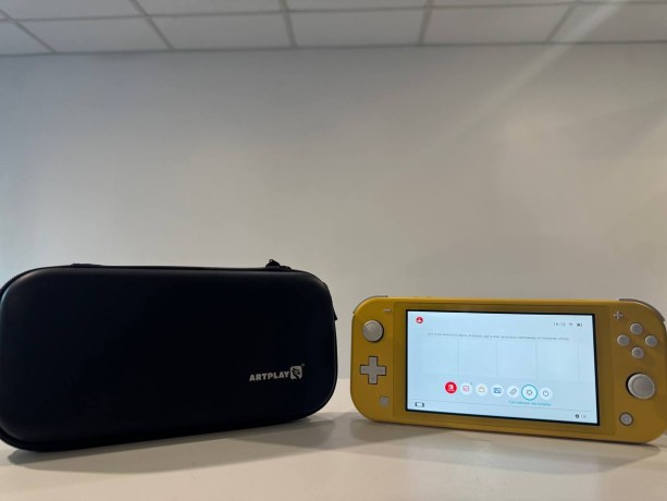 Nintendo Switch Lite