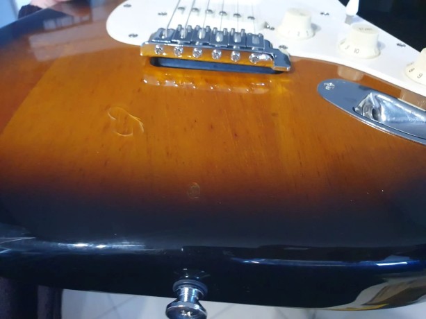 Fender Squier Strat Indonesia