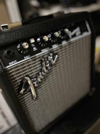 Fender Frontman 10G