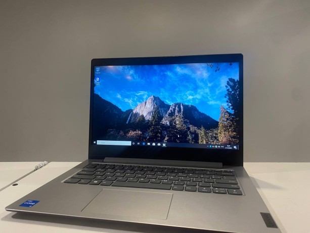 Lenovo Ideapad 1 14Igl05