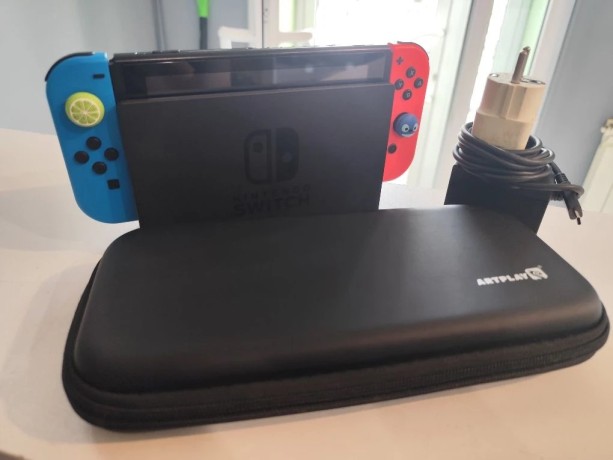 Nintendo Switch Neon Red/Neon Blue