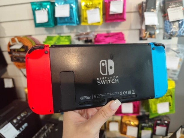 Nintendo Switch Neon Red/Neon Blue
