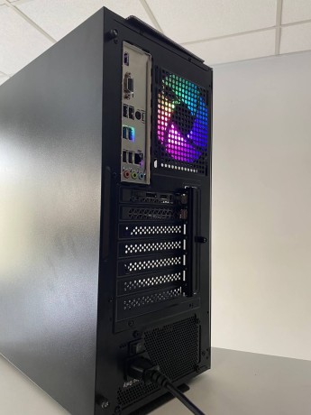 Игровой ПК на Core i5 12400F