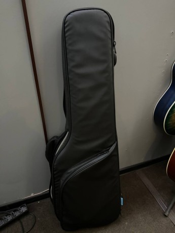 Кофр/кейс для гитары Ibanez Igb724-Bk