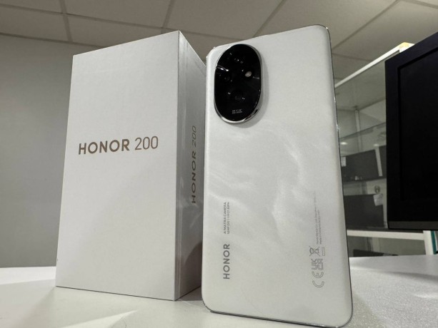Honor 200