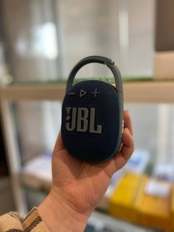 JBL Clip 4