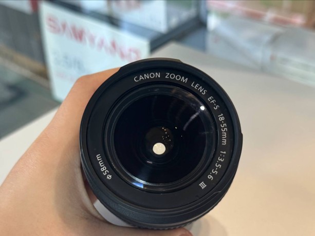 Canon Ef-S 18-55Mm F/3.5-5.6 III