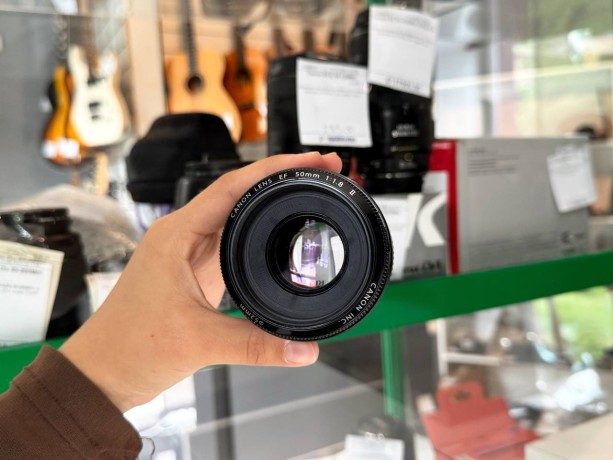 Canon Ef 50Mm F/1.8 II