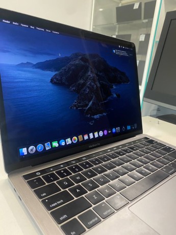 Apple Macbook Pro 13  2016