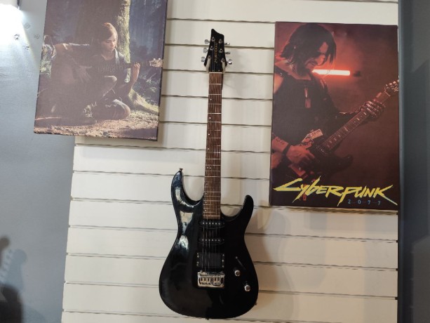 Hurricane Superstrat