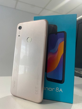 Honor 8A