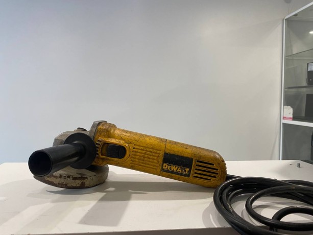 DeWALT Dw824