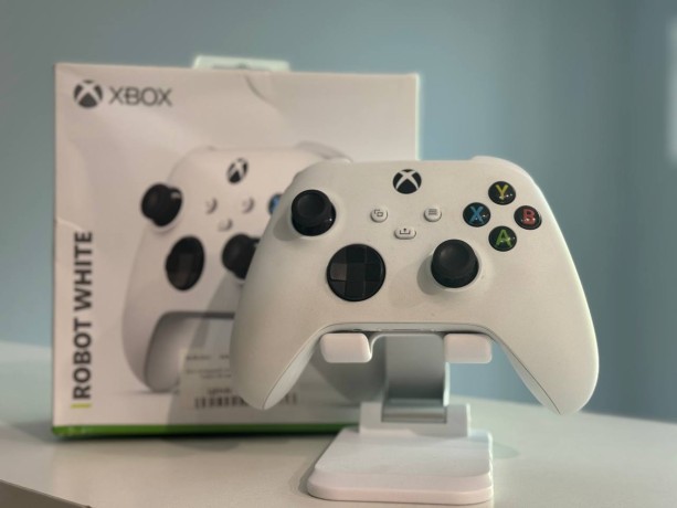 Microsoft Xbox Series Robot White