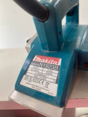 Makita N1923b