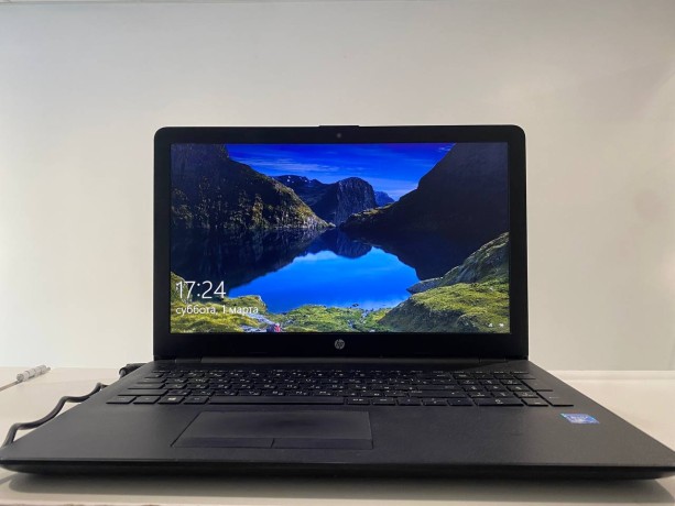HP Laptop 15-Ra0xx
