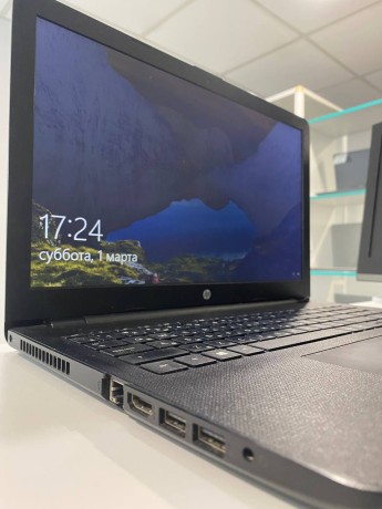 HP Laptop 15-Ra0xx